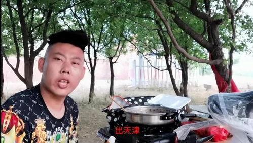 网红爆料三轮车视频播放,引发网友热议!