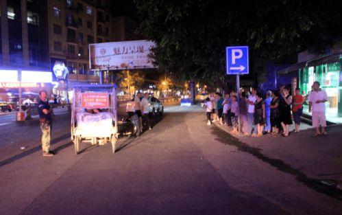 大连交大夜市爆料事件视频,视频揭露惊人内幕  第3张 大连交大夜市爆料事件视频,视频揭露惊人内幕  第3张